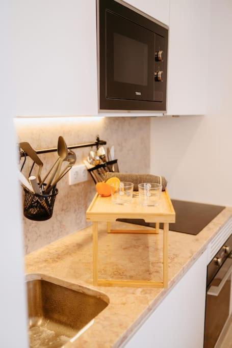 Lisbon Orange House - Beautiful Two-Bedroom Apartment 1D Zewnętrze zdjęcie